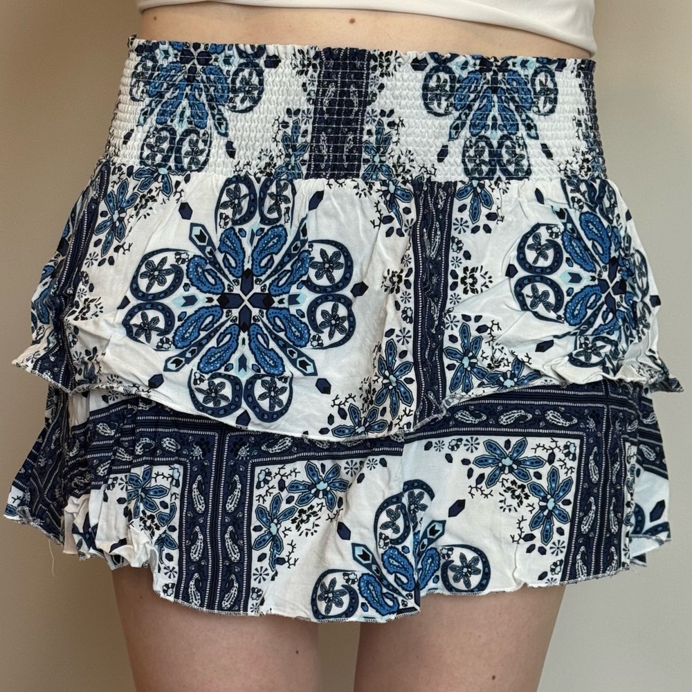 H&M Navy and White Floral Skirt